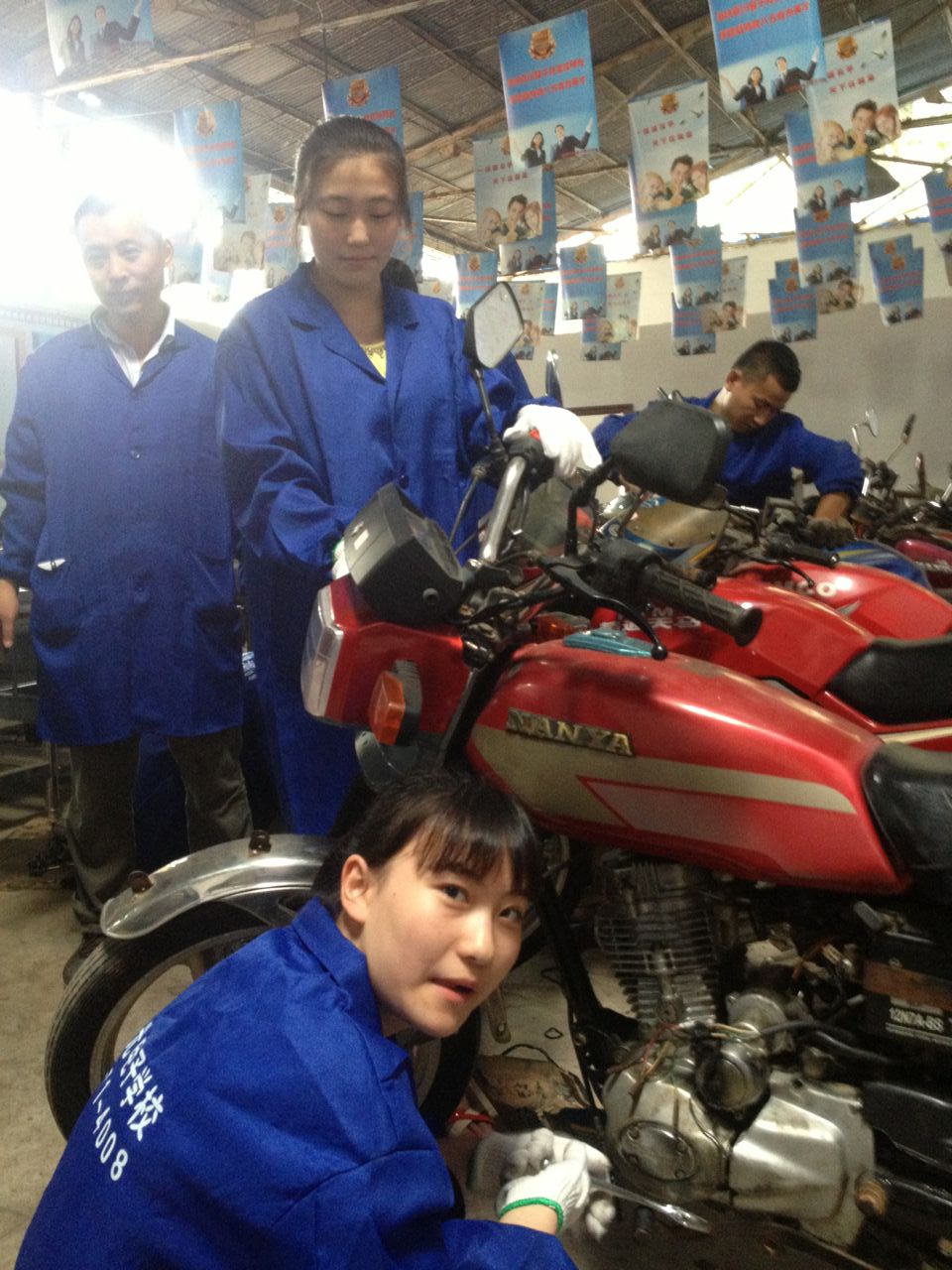 ��ŮҲ�܌W(xu��)Ħ��܇(ch��)�S�޼��g(sh��)